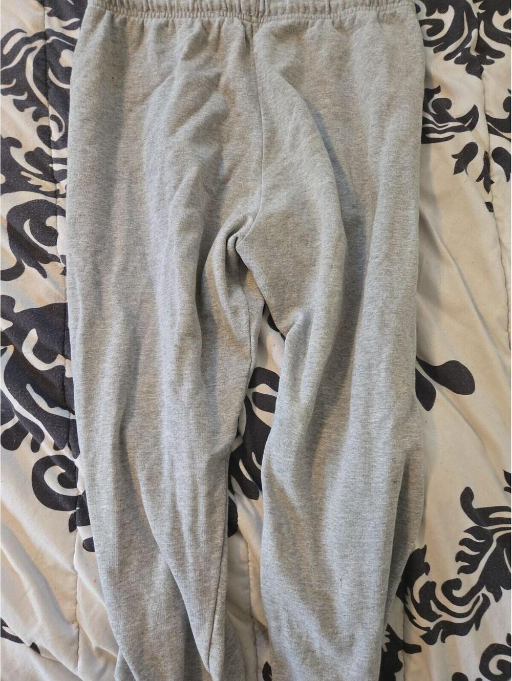 Justin Bieber Purpose Tour Merchandise Grey Sweatpants Size 1X - Picture 3 of 4